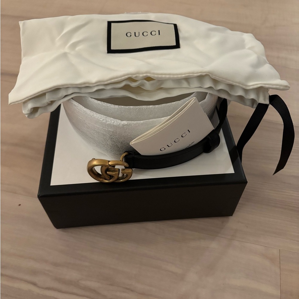 Gucci Black Leather Belt with Gold GG Buckle